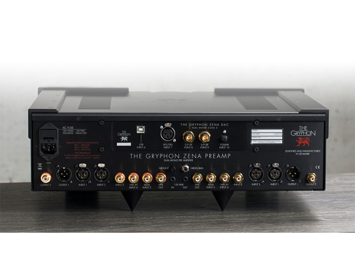 gryphon zena retro.png